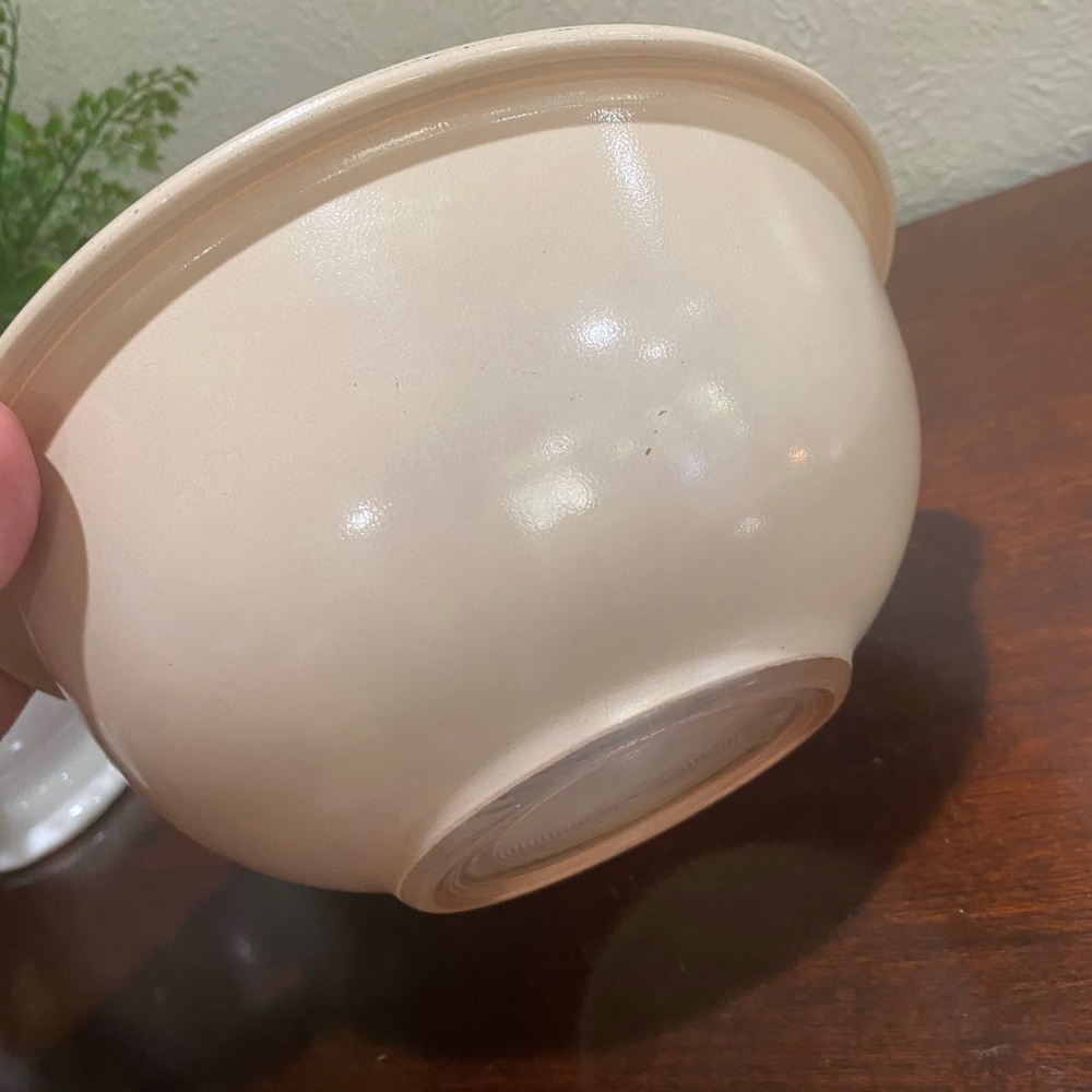 Vintage, Pyrex, Autumn Rainbow Series, Nesting Bowl, Model #323. 1.5 Litet